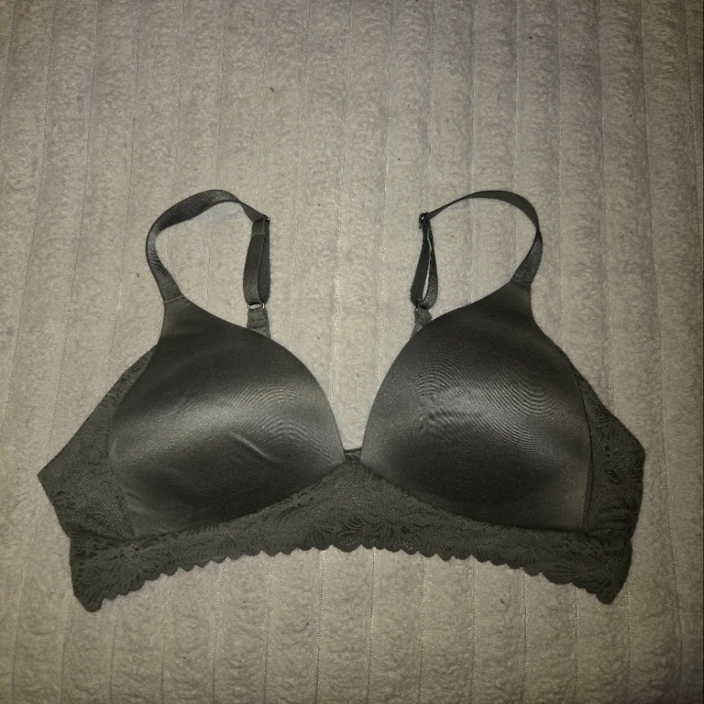 Aerie Gray Lace Trim Bra